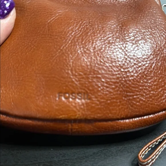 Fossil Brown Leather Wristlet Clutch with Structured Frame - Picture 3 of 8